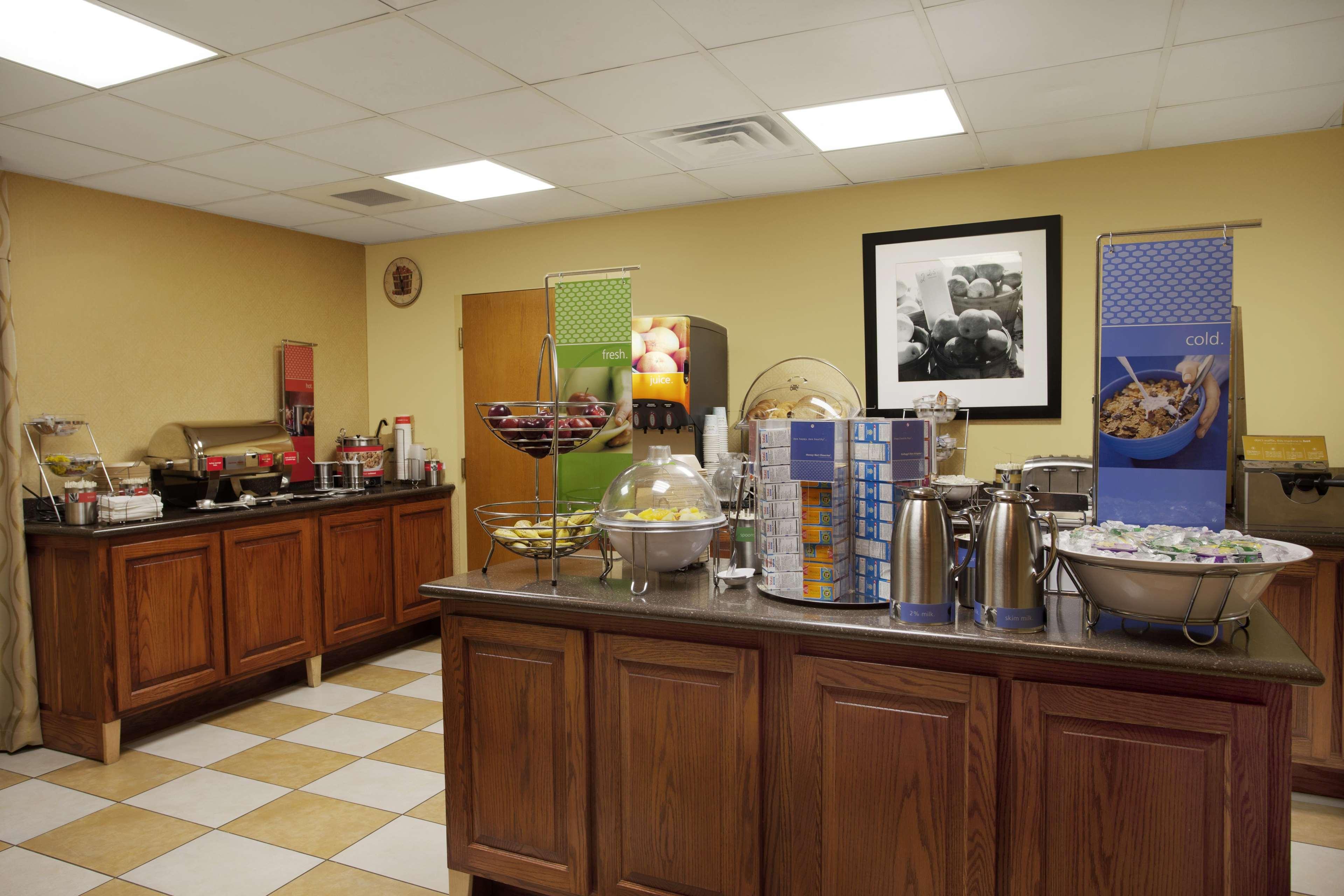 Hampton Inn Sidney Restaurante foto